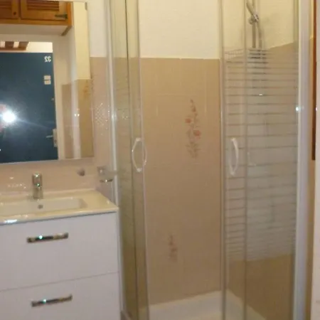 Avec Parking, Wi-fi Et Animaux Acceptes - Proche Etang De Thau Et Thermes - Fr-1-571-19 Appartement *