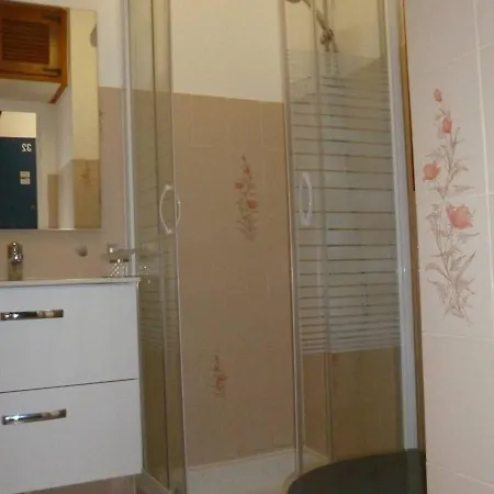 Avec Parking, Wi-fi Et Animaux Acceptes - Proche Etang De Thau Et Thermes - Fr-1-571-19 Apartment *